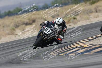 media/Oct-13-2025-Moto Forza (Mon) [[a66d839500]]/2-A Group/Session 3 (Turn 16)/